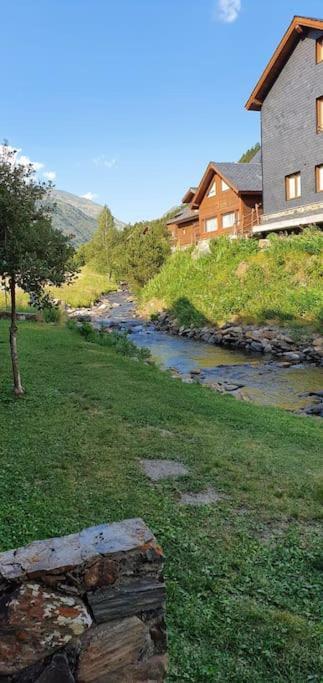 Acollidor Estudi Amb Encant Nordic I Amb Parquing, Al Costat De Grandvalira 卡尼略 外观 照片